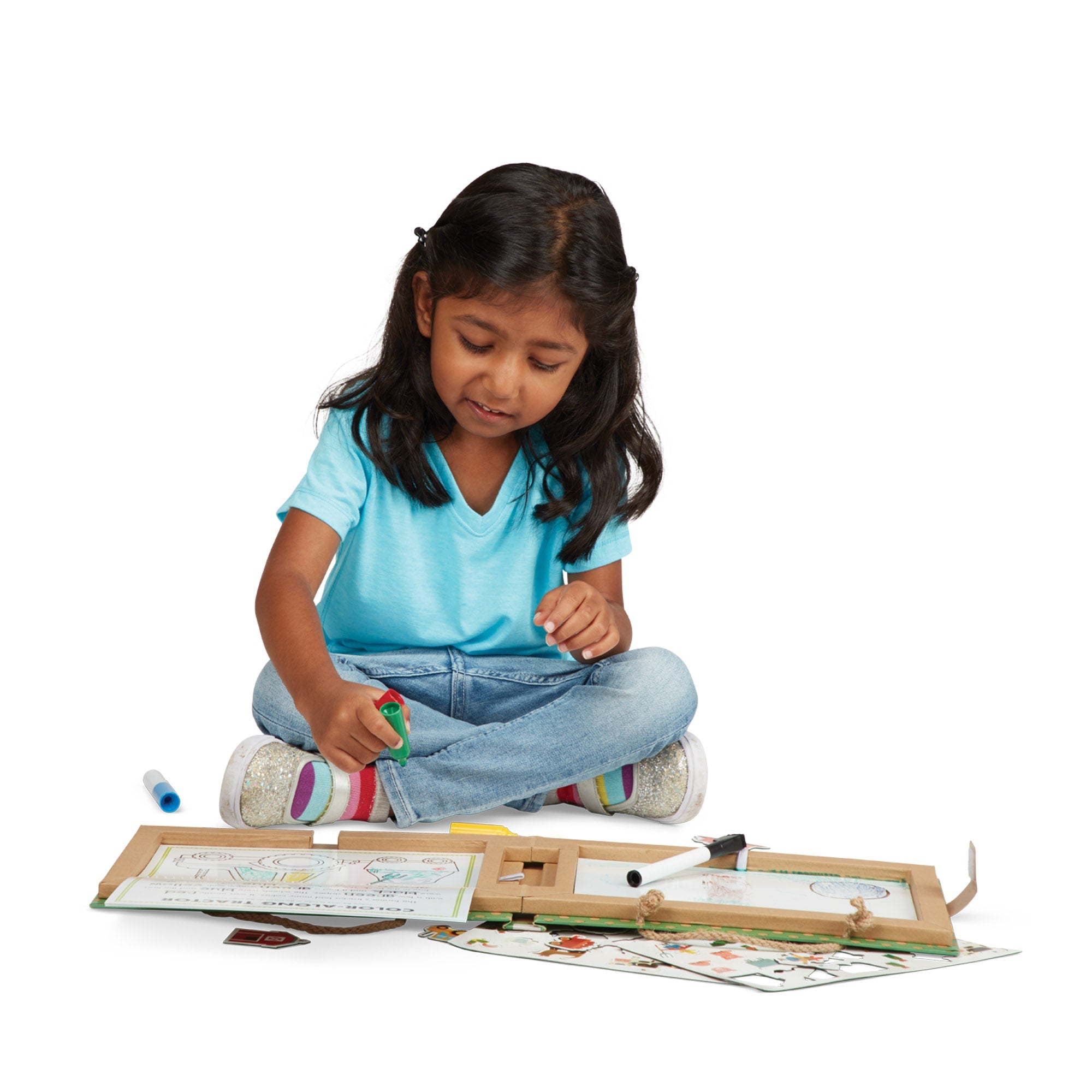 Natural Play: Play, Draw, Create Reusable Drawing & Magnet Kit – Farm